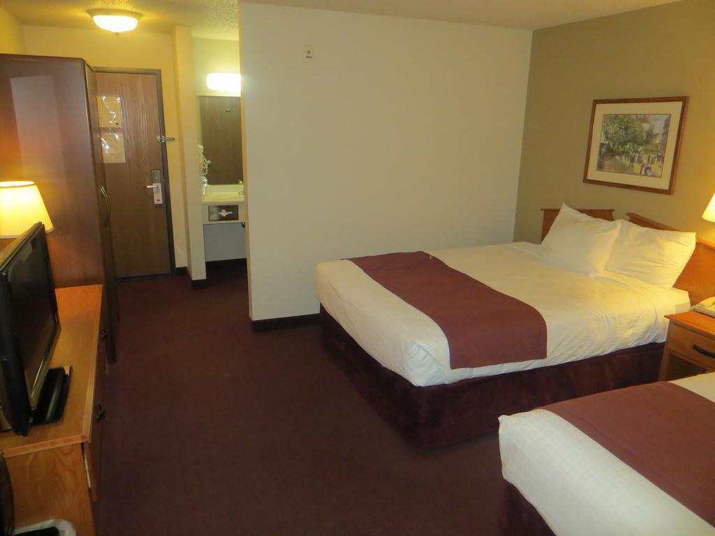 Americinn By Wyndham Manitowoc Zimmer foto